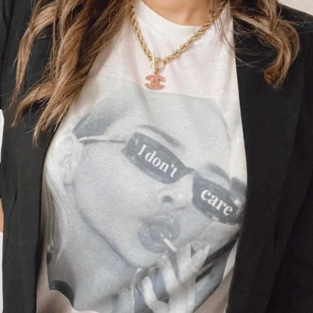 I don’t care graphic tee